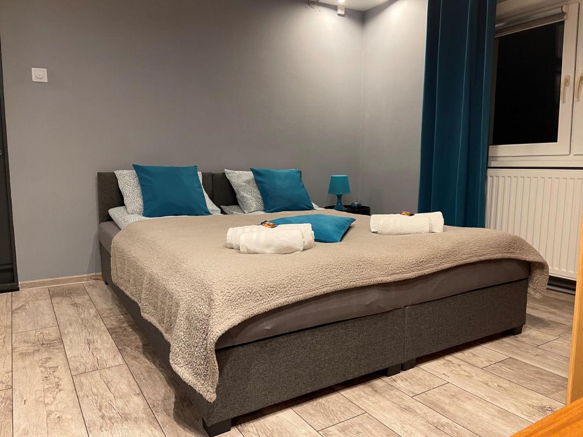 Apartamenty Pod Uwalonym Debem Jezow Sudecki Kültér fotó
