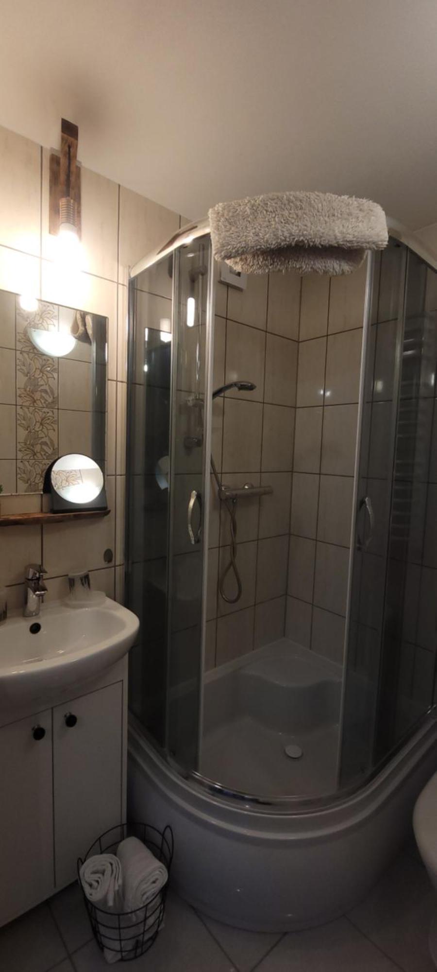 Apartamenty Pod Uwalonym Debem Jezow Sudecki Kültér fotó